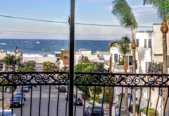 Manhattan Beach Area*Hermosa*Waves Views& Parks gallery image 3