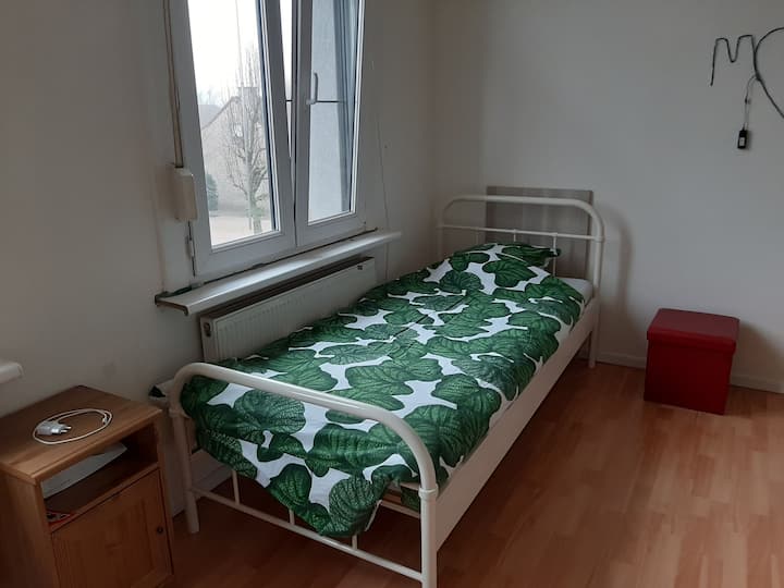spavaća soba 2