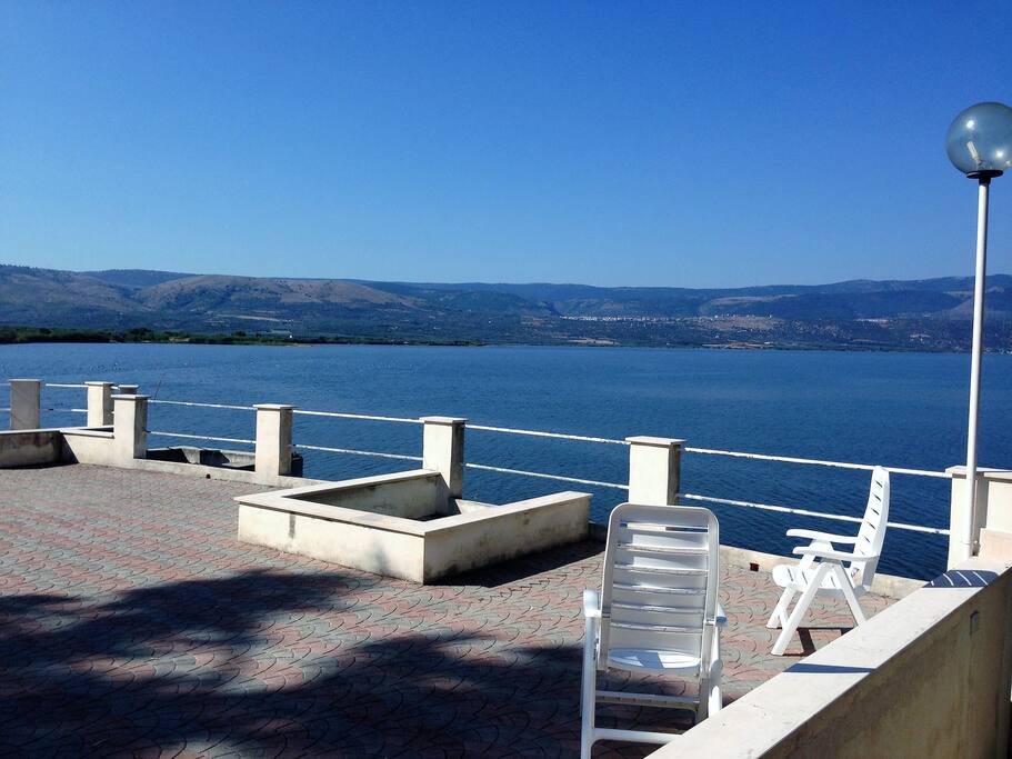Solarium sul lago