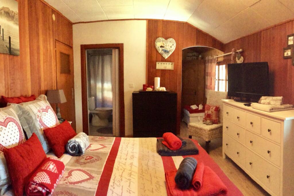 Chambre Tour D'Aï salle de bains privée