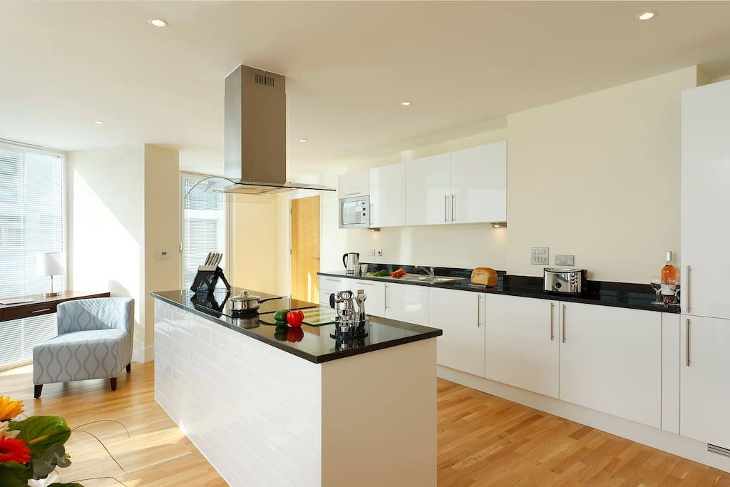 Full kitchen with all amenities, homewares and cleaning products