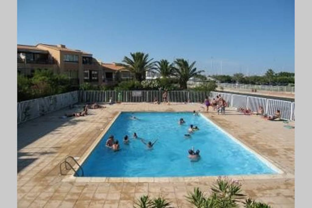 Piscine ouverte du 15 juin au 15 septembre