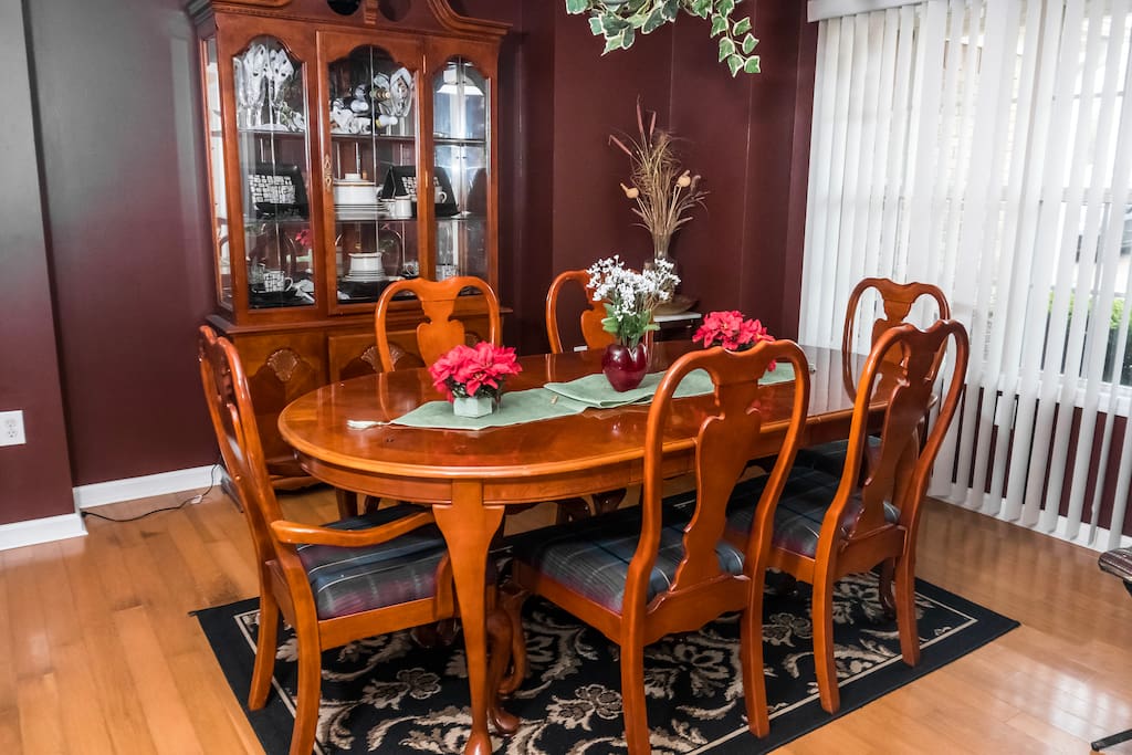 Formal dining room