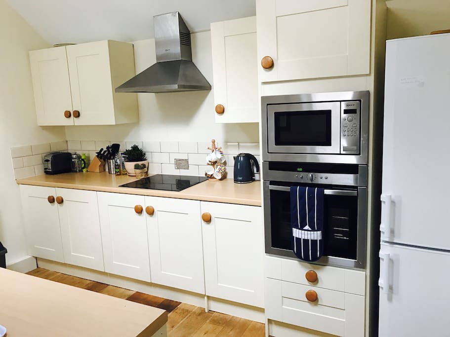 Kitchen - Modern integrated kitchen