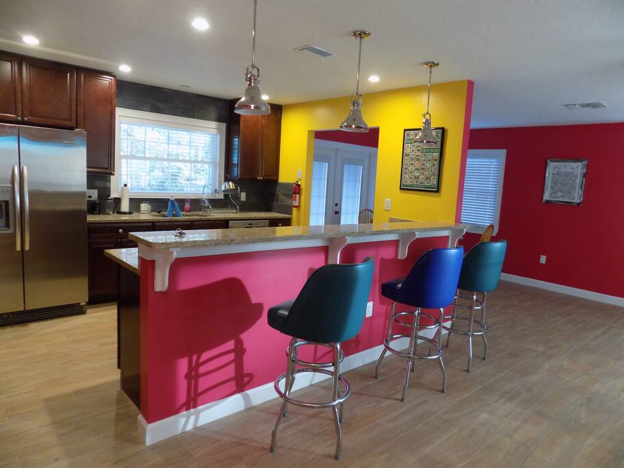 Sitting Room / Bar Area