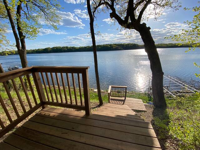 The Lake House gallery image 3