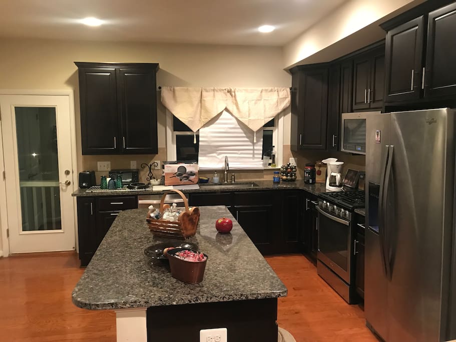 This is the full kitchen that you may use