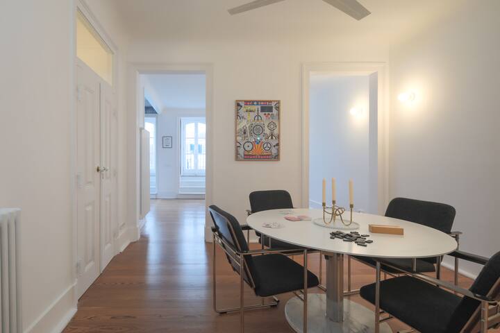 Estrela Apartment – Perfect for Families & Friends gallery image 4