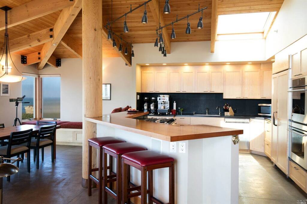 Kitchen Bar