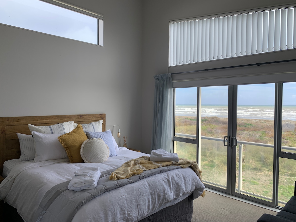 Hlavná spálňa (manželská posteľ)