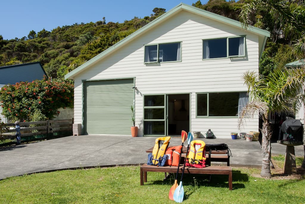 Kahurangi Boatshed - Tutukaka Holiday Home