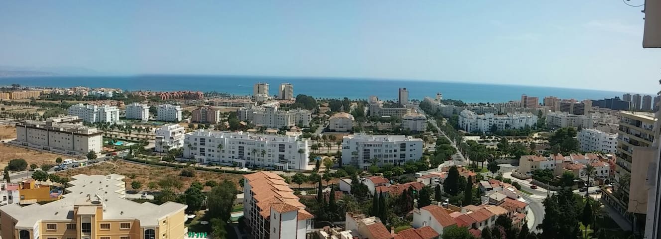 LA COLINA TORREMOLINOS, RECEPTION 24 HOURS