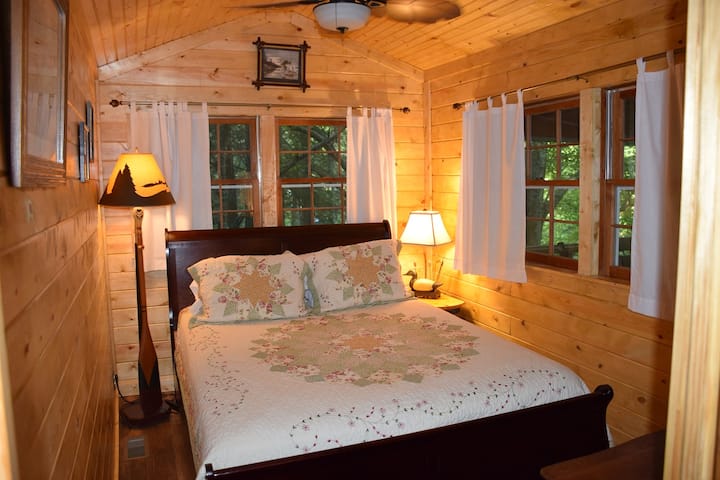 ორადგილიანი საძინებელი