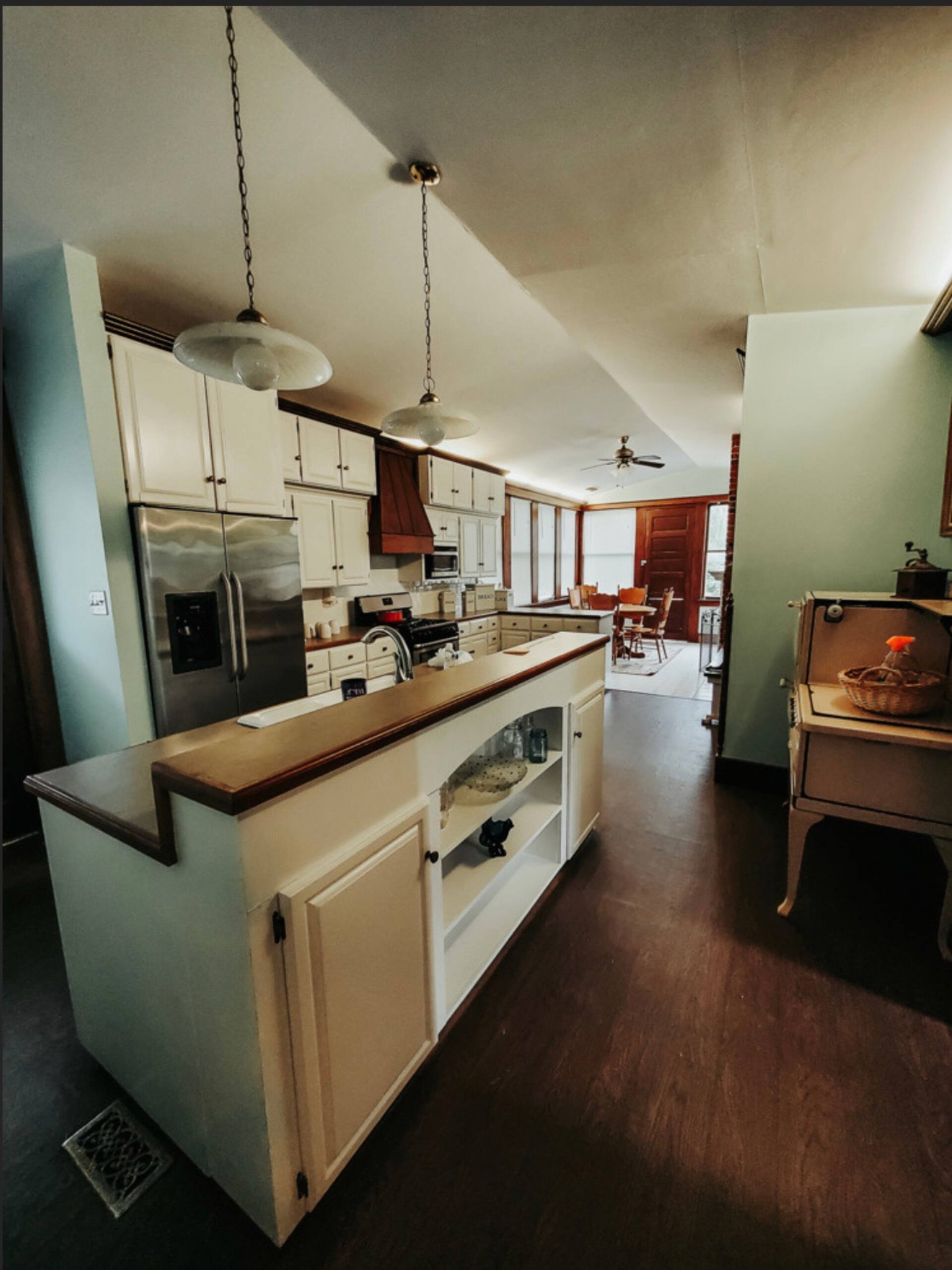 Victorian Charm Centrally Located — foto 5