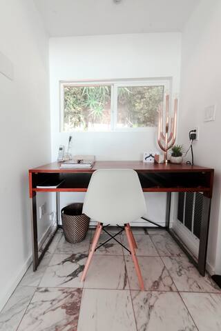 Heart of WeHo Estate w/ Magnificent Views gallery image 3