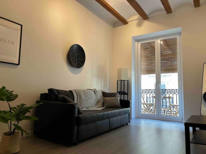 Charming renovated apartment Centro Valencia