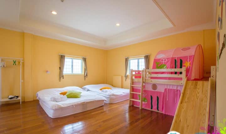 ชั้น 3 ลิตเติ้ลอเรนจ์สี่ห้องนอน