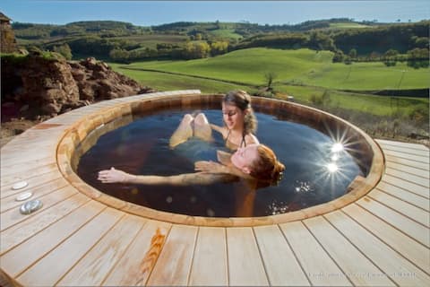 Attic with Wellness Area, Sauna and Jacuzzi