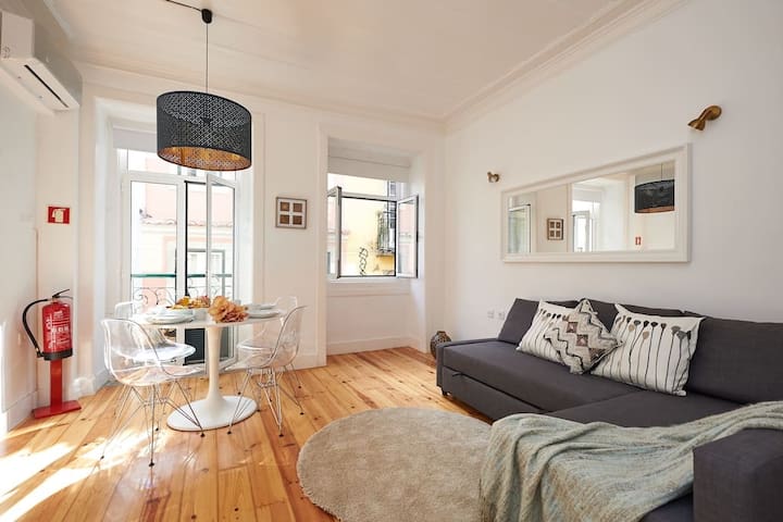 Bairro Arte – Luxury Flat in Lisbon Nightlife Area