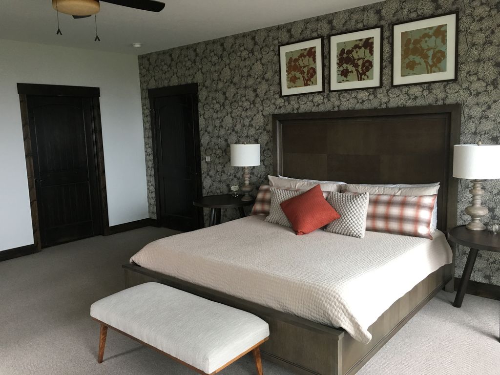 חדר שינה ראשי, חדר שינה מס '3, זה בקומה הראשית 