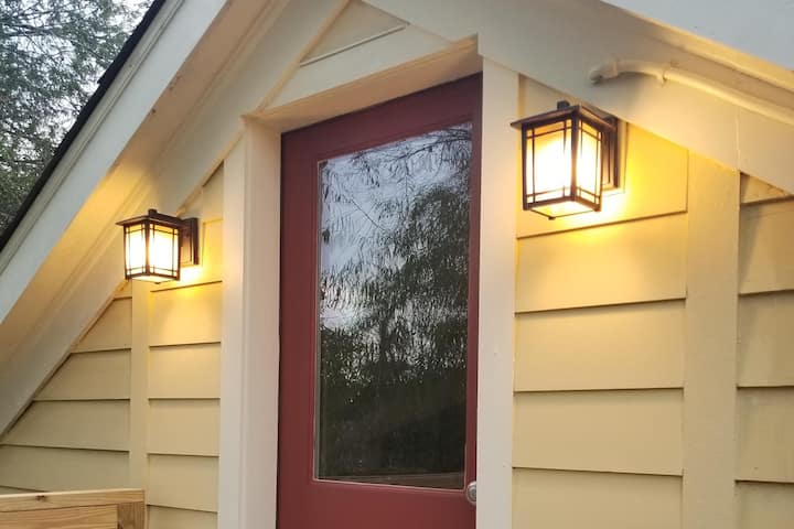 Cozy Loft Near Downtown, 30 Day Min. 40% Discount - Nashville, TN