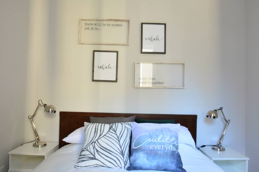 Close up on bedroom #3