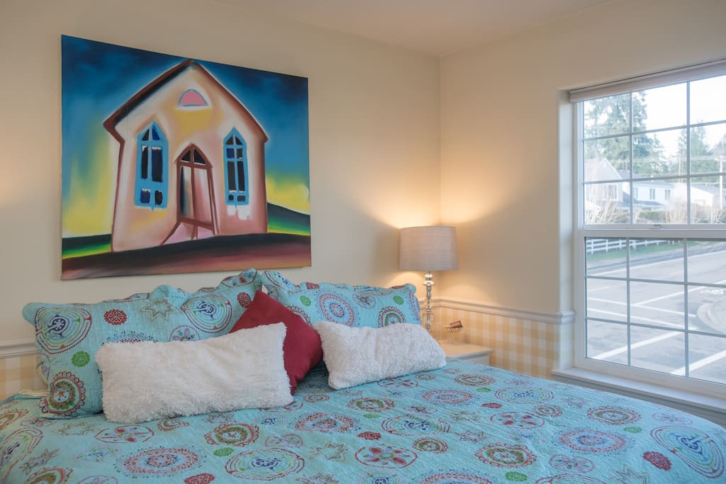 King size pillow top bed! Plenty of down comforters and /or electric blanket avail for guests