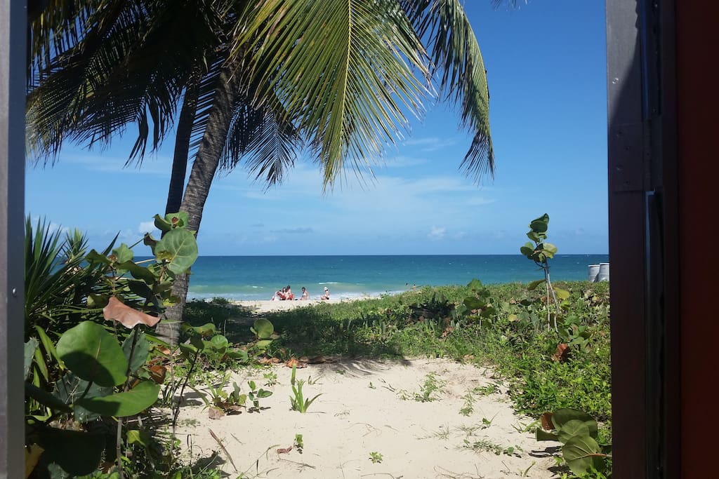 Beautiful Beach Front Home Houses for Rent in San Juan, San Juan