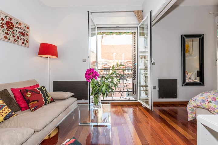 WOW! PRINCIPE SANTA ANA Wifi!!! 2br, LIFT