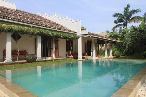 Shalini Villa