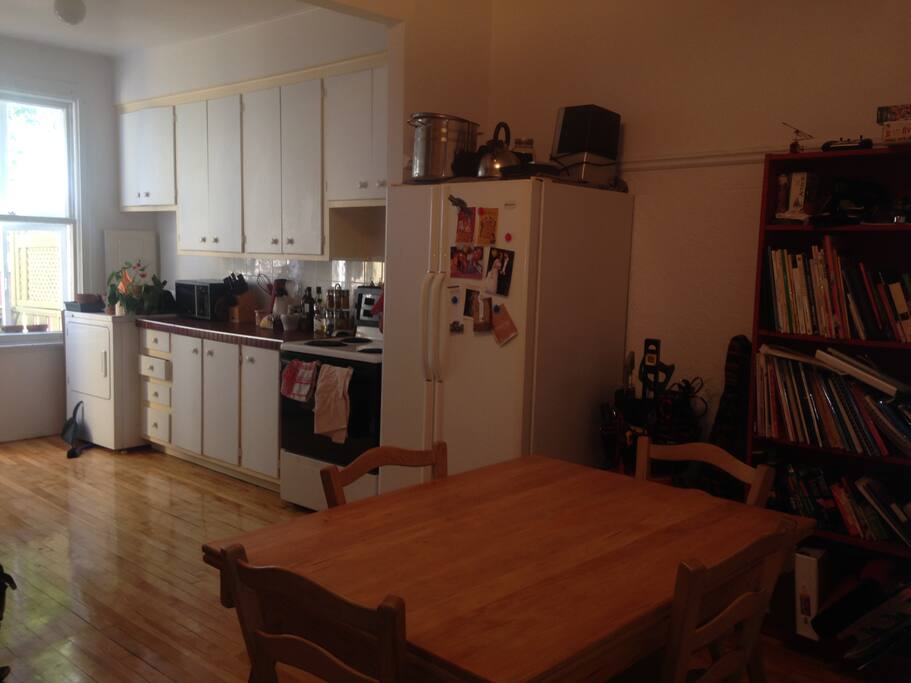 Salle à manger, cuisine