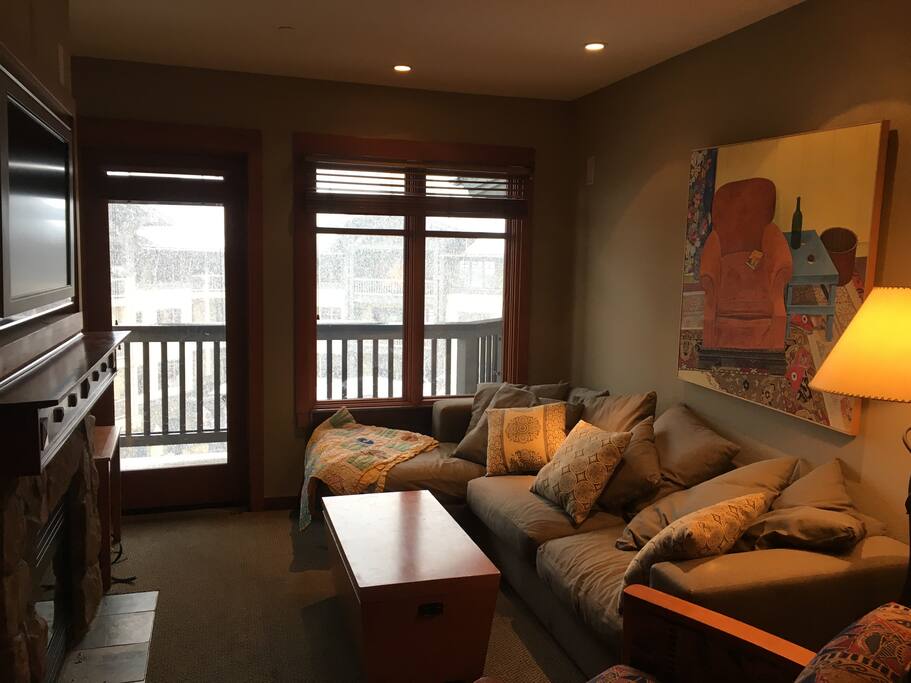 Living Room - Pull out Full Sofa Bed
