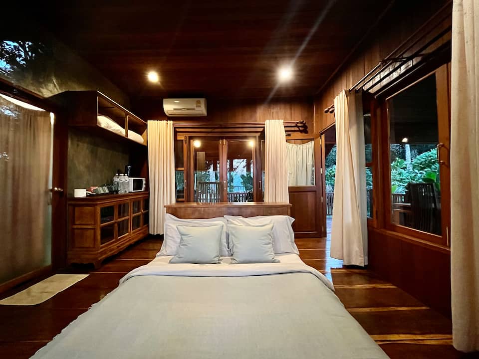 ChomView, two cabins on a tea plantation, Chiang Dao, Chiang Mai, Thailand, photo 9 of 10