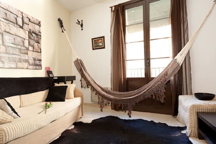 Acomodis Apartments managed Airbnb listing 1