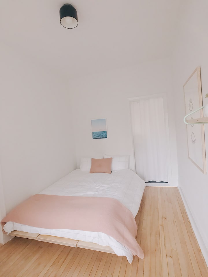 საძინებელი 2