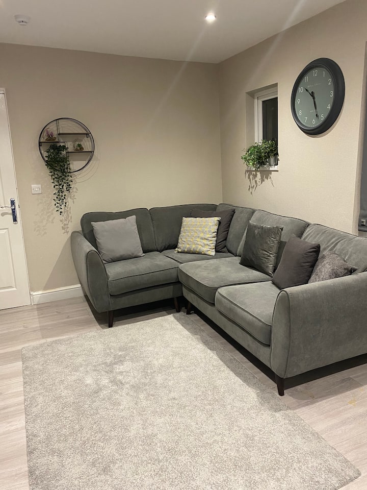 Cosy Modern 1 Bed Flat + En-suite - Blackpool