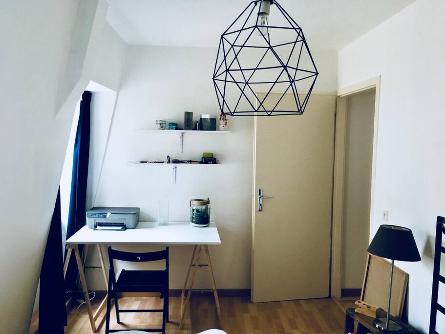 Coin bureau pratique / Lit double