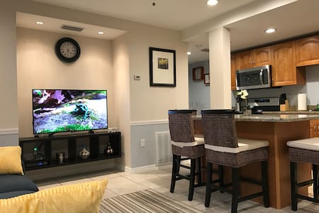 Ideal Location! Steps to Beach and Sand Wonderland