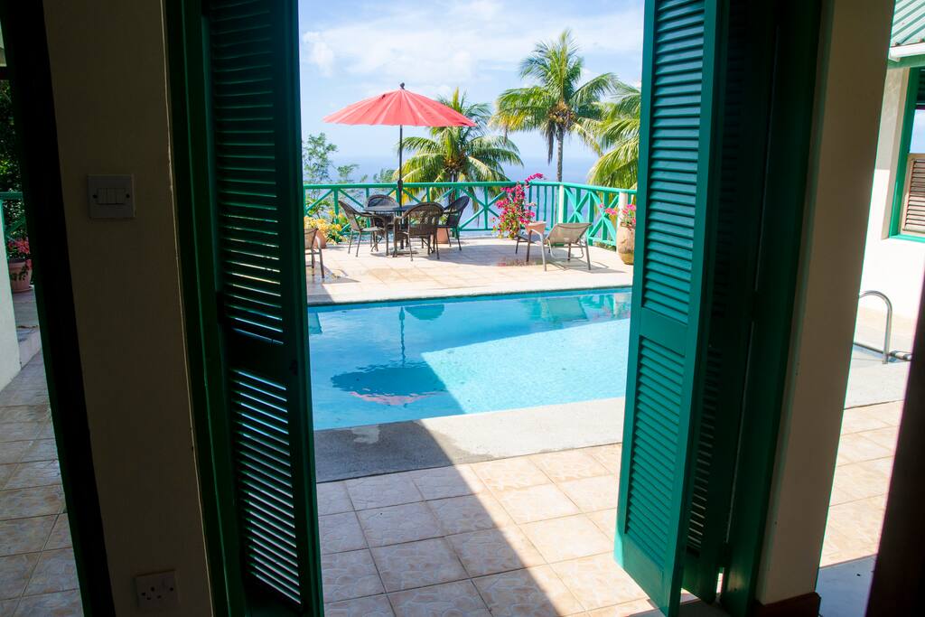 Pool on balcony with seaview