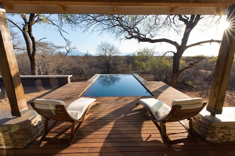 Nkanyi House on wildlife estate near Kruger Park