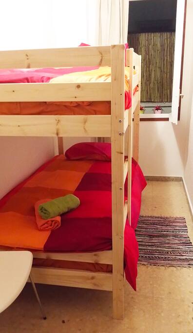 Private room with bunk bed for 1 or 2 guests