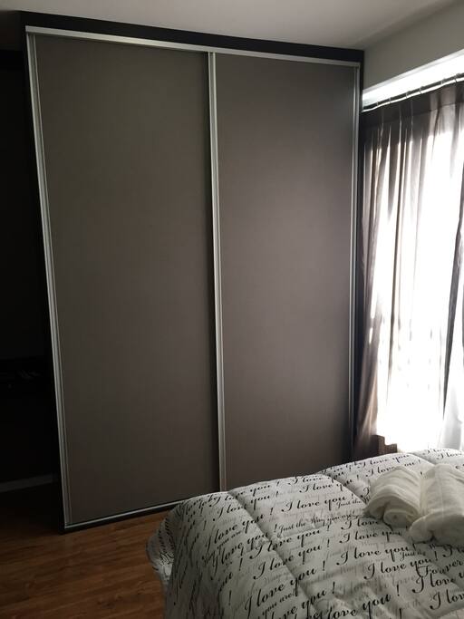 Armário novo para guardar pertences
