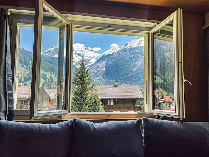 10 min to Oeschinensee | Best Alps Views