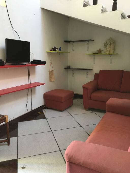 salita con tv con cable