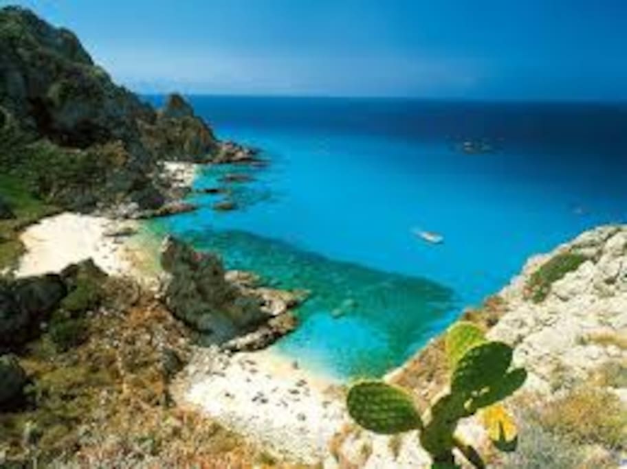 Capo Vaticano, spiagge di Praia di Fuoco
