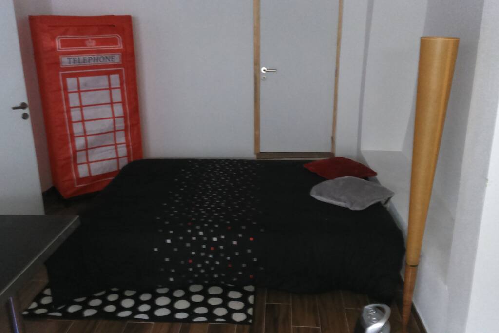 Bed (sofa)