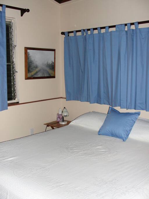 King bedroom with ocean view