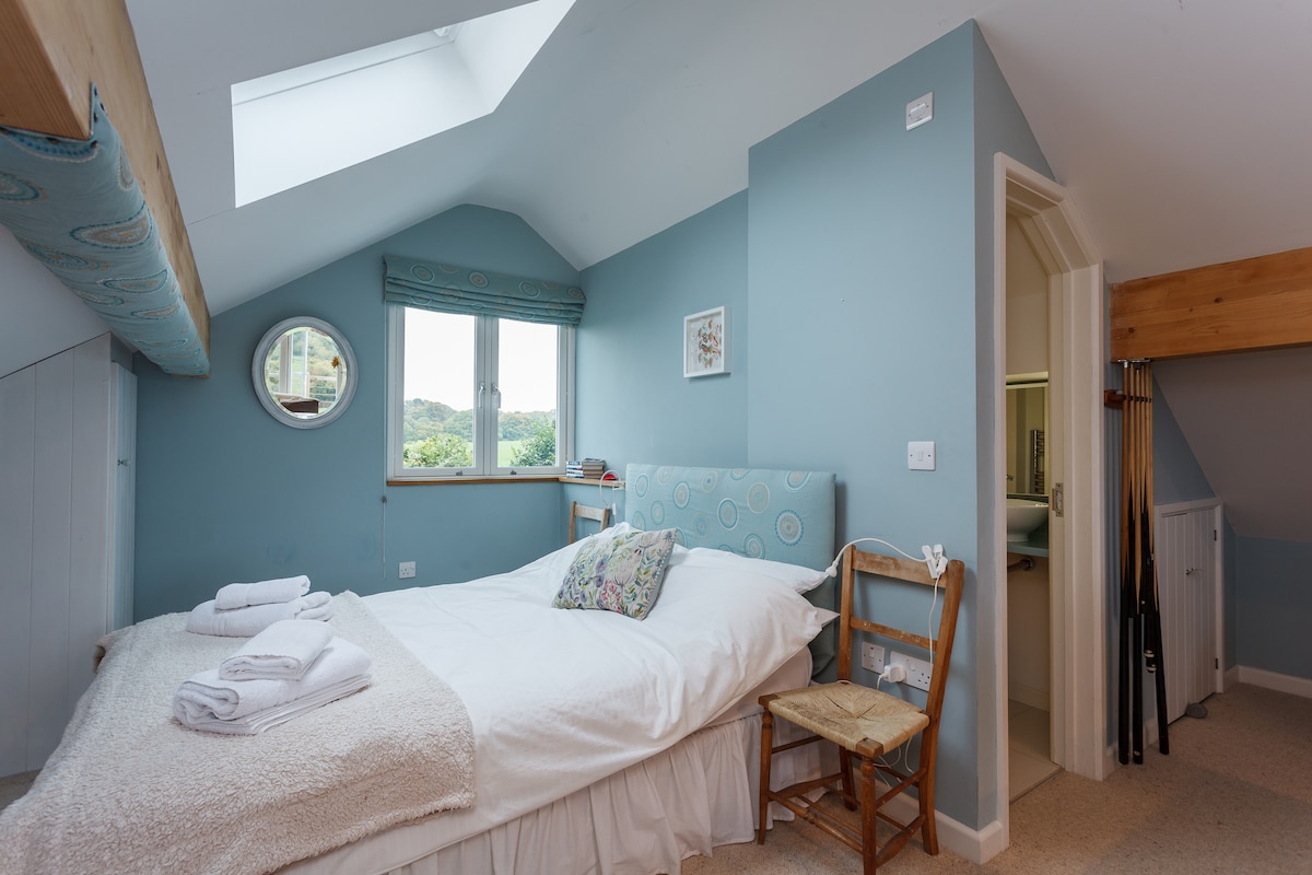 感到昏昏欲睡………