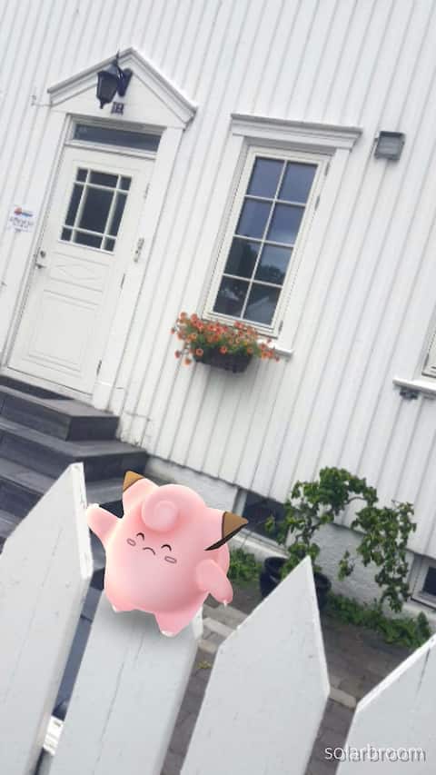 Between the university and the city