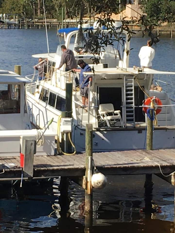 11 Best Houseboats For Rent In Pensacola, Florida Updated 2024 Trip101